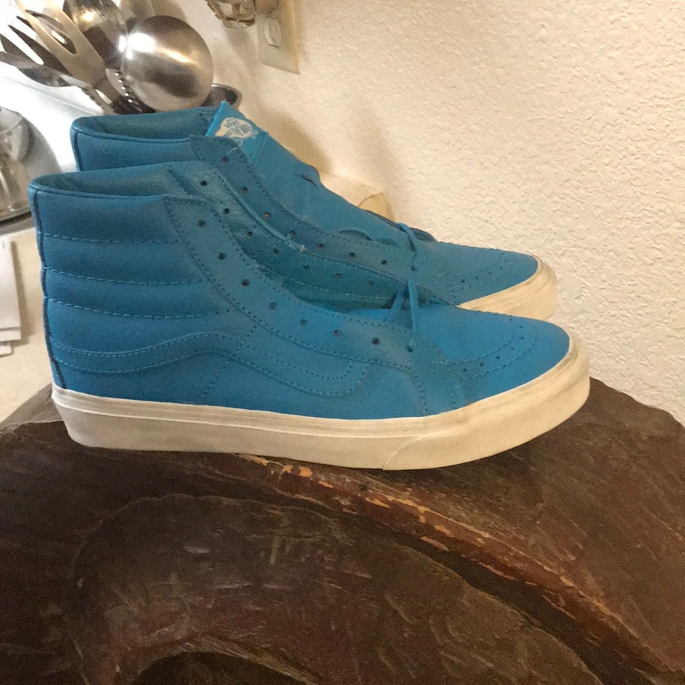 Women’s Vans SOLD